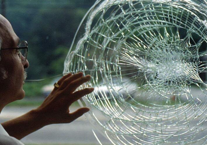 聯系錦達|陜西錦達特種玻璃有限公司